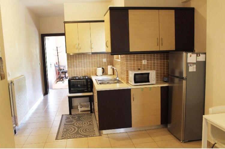 Georgia'S House Apartment Каламата Екстериор снимка