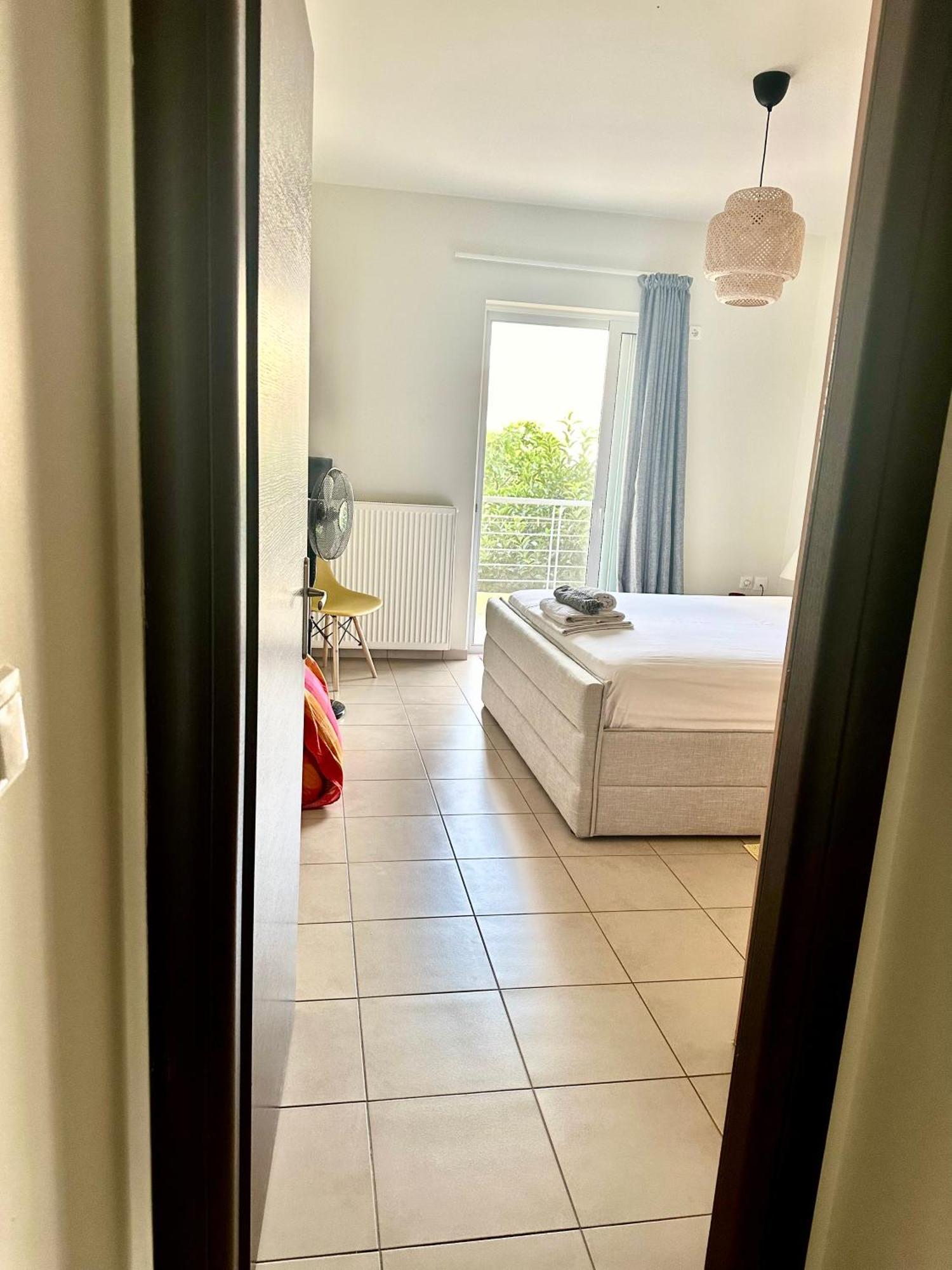 Georgia'S House Apartment Каламата Екстериор снимка