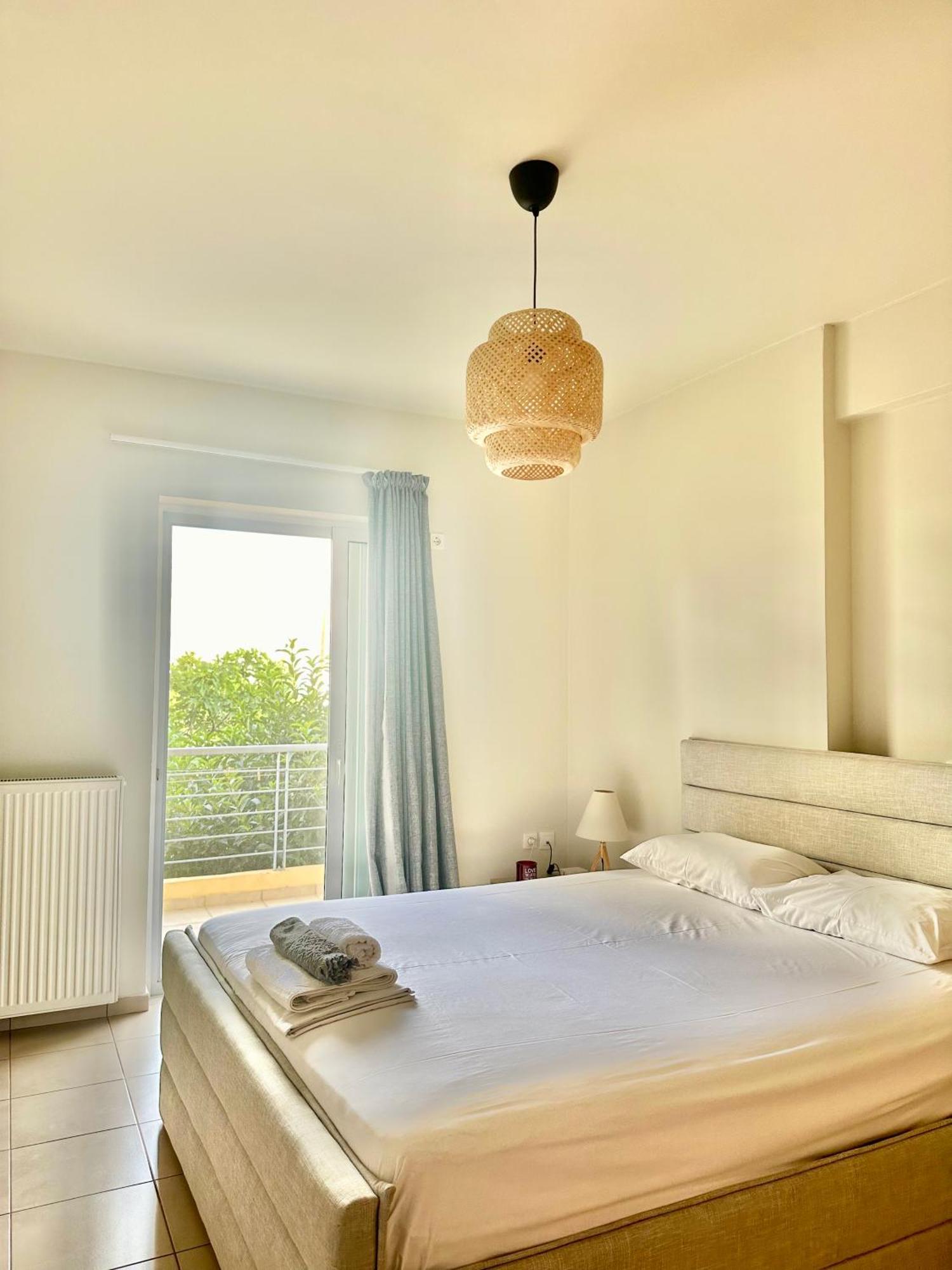 Georgia'S House Apartment Каламата Екстериор снимка