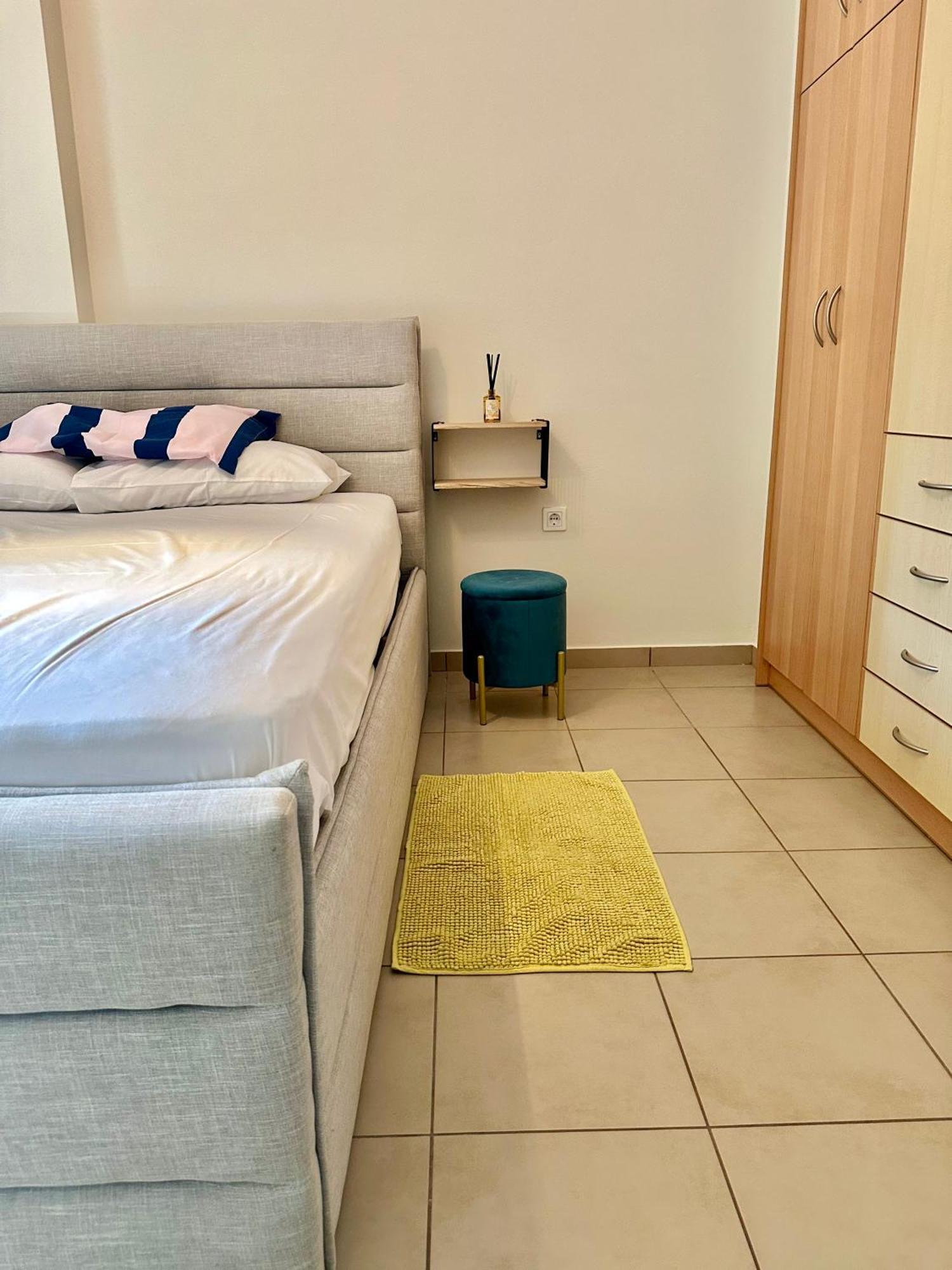 Georgia'S House Apartment Каламата Екстериор снимка