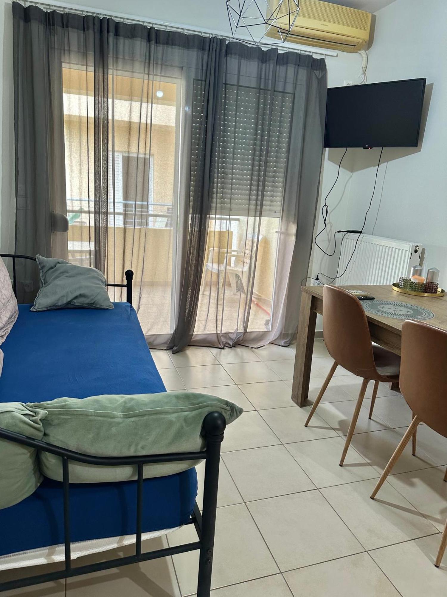 Georgia'S House Apartment Каламата Екстериор снимка